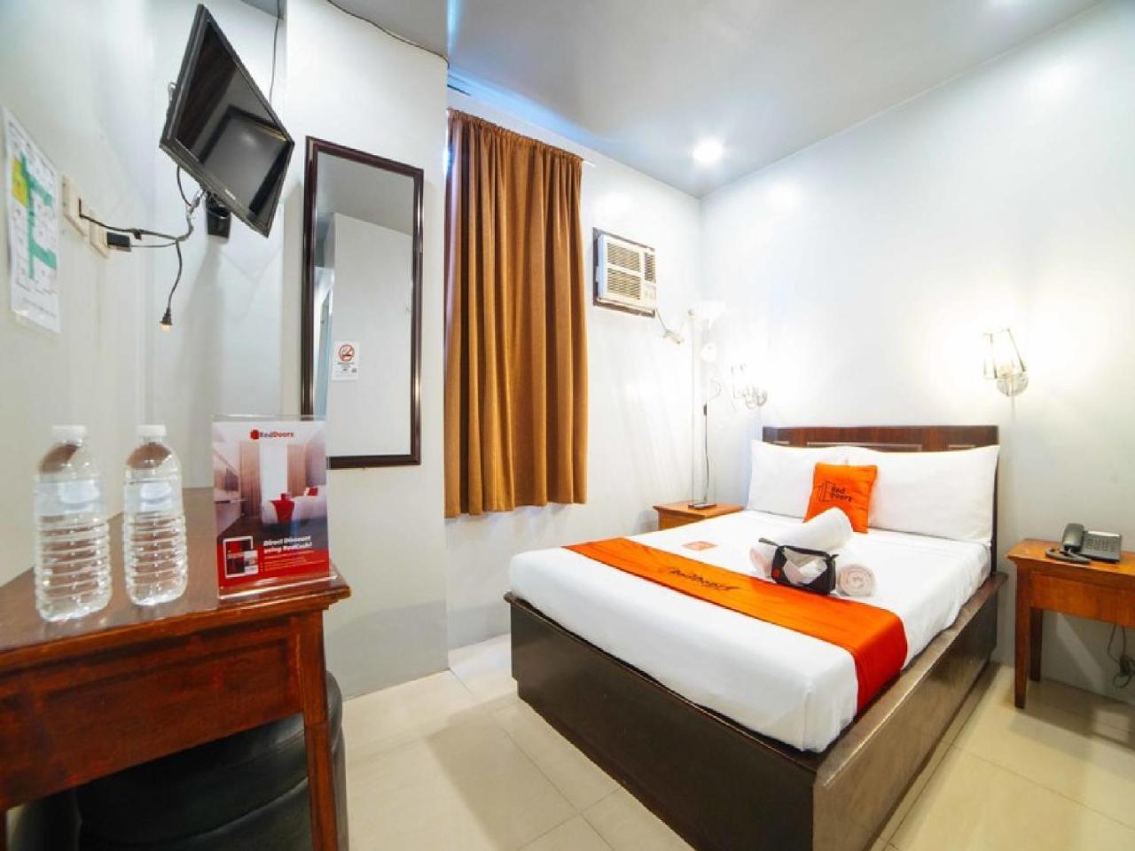 Reddoorz Plus @ Tayuman Manila Ngoại thất bức ảnh
