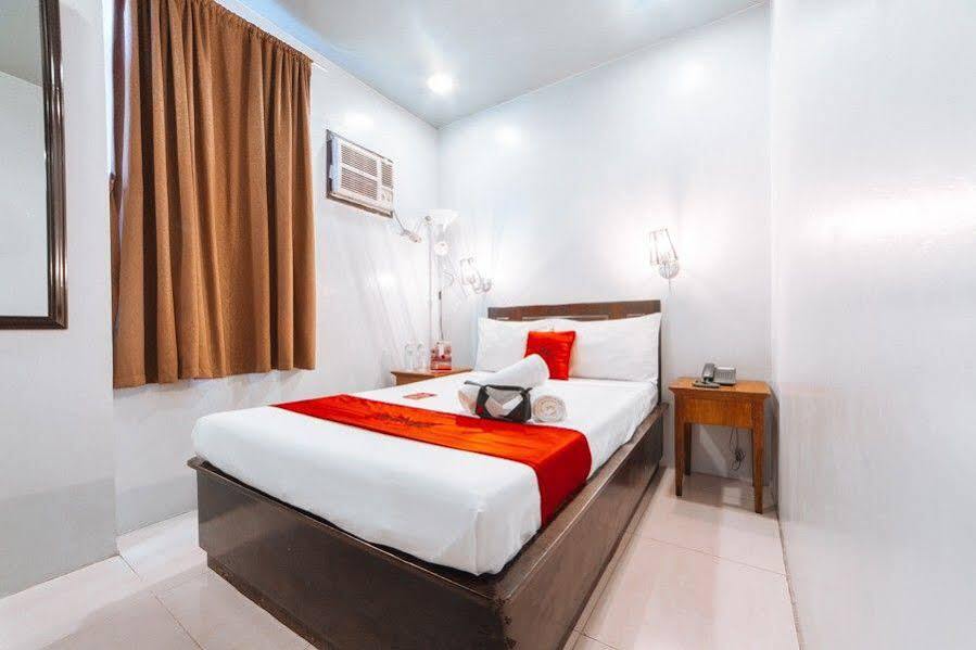 Reddoorz Plus @ Tayuman Manila Ngoại thất bức ảnh